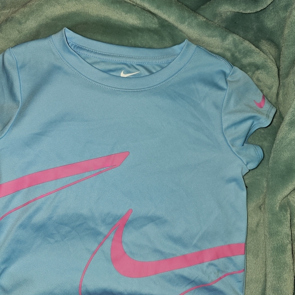 Nike Blue and Pink Rashguard Matching Set - Picture 3 of 10